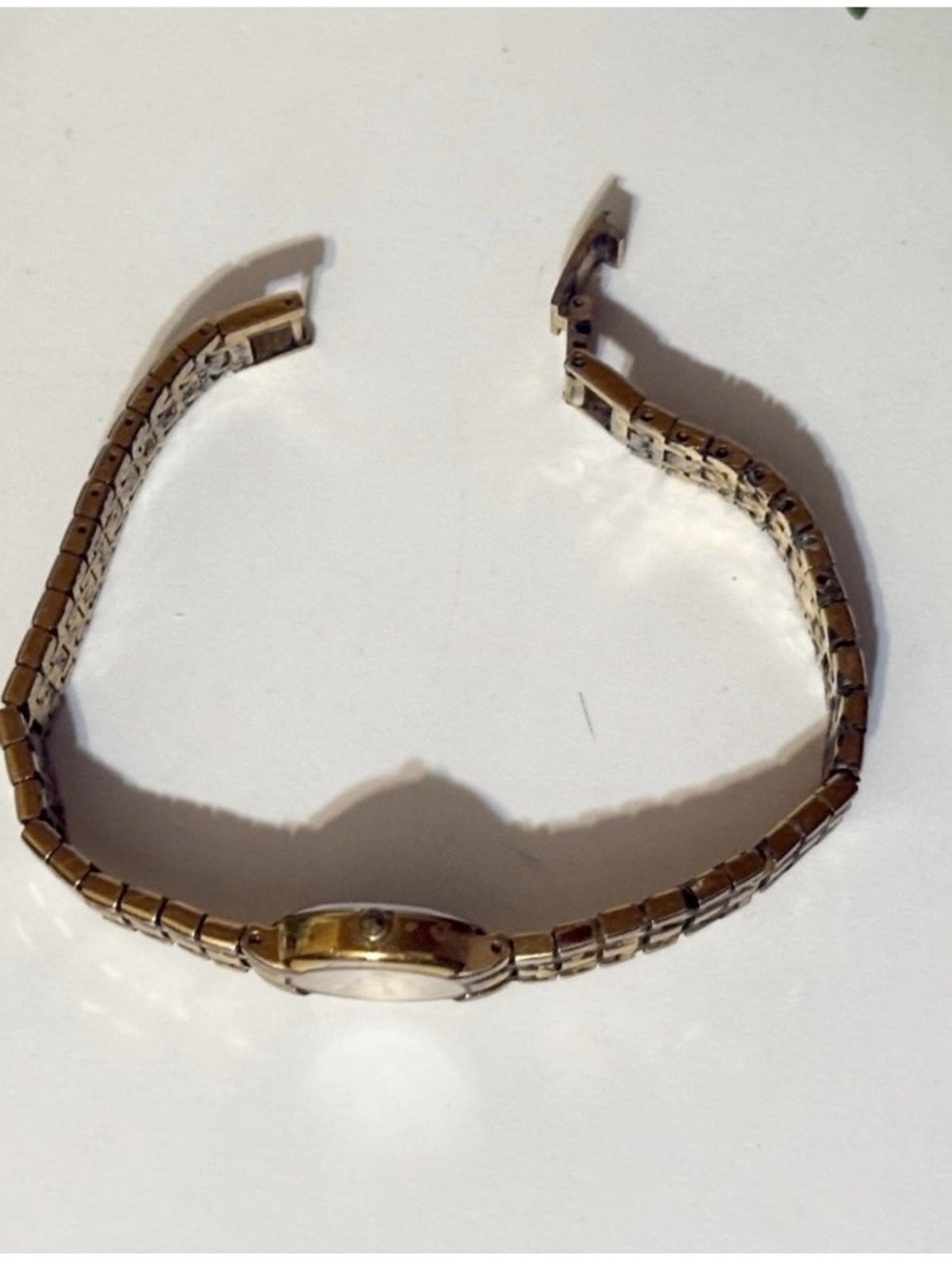 Vintage Caravelle Bulova Elegant Champagne Oval Dial Classy Gold Bracelet Watch - Picture 6 of 6